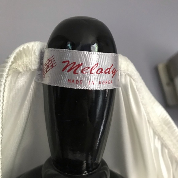 Elastic waist slip with lace ruffle - Picture 2 of 6